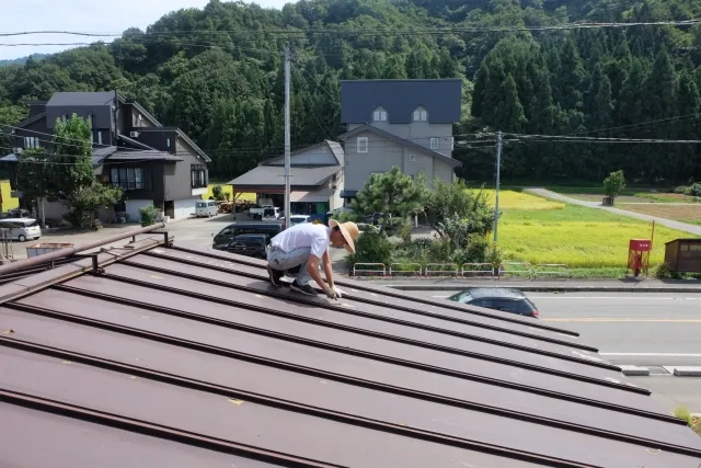 川越市での屋根塗装DIYの基本手順と注意点